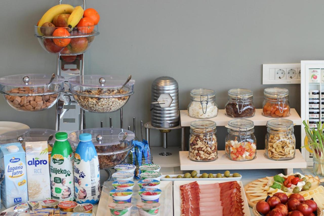 Pansion Leggero Bed & Breakfast Veglia Exterior foto